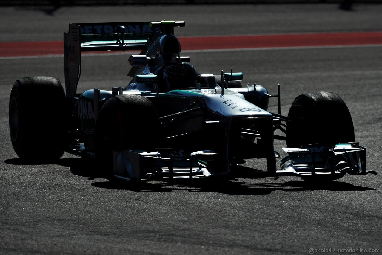 GP USA, 15.11.2013- Prove Libere 1, Nico Rosberg (GER) Mercedes AMG F1 W04 