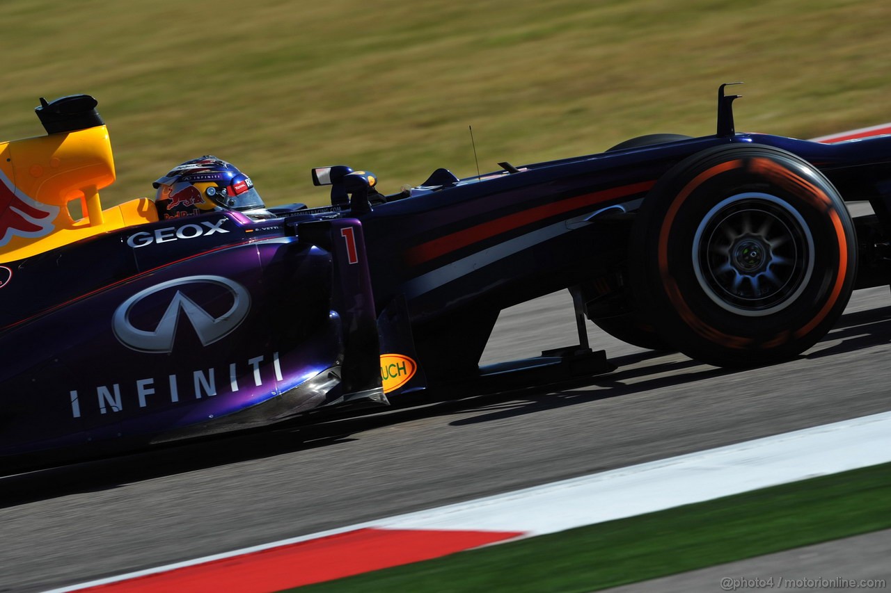 GP USA, 15.11.2013- Prove Libere 1, Sebastian Vettel (GER) Red Bull Racing RB9 