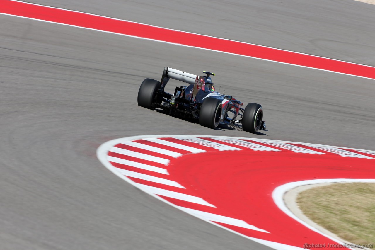 GP USA, 15.11.2013- Prove Libere 2, Esteban Gutierrez (MEX), Sauber F1 Team C32 