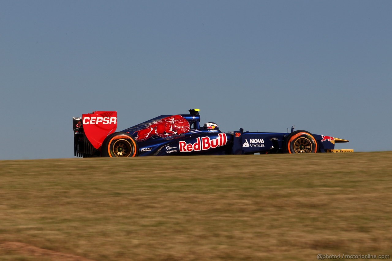 GP USA, 15.11.2013- Prove Libere 2, Daniel Ricciardo (AUS) Scuderia Toro Rosso STR8 