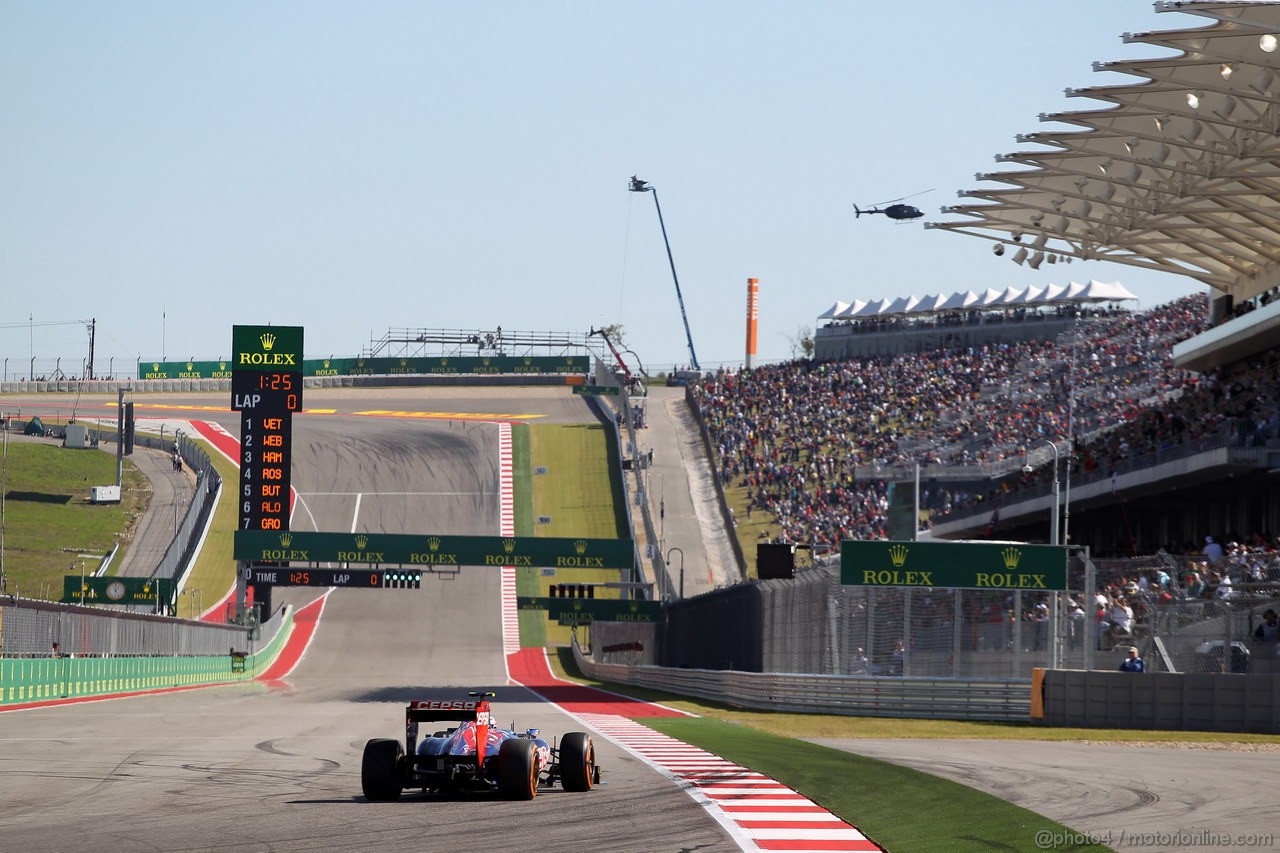 GP USA, 15.11.2013- Prove Libere 2, Daniel Ricciardo (AUS) Scuderia Toro Rosso STR8 