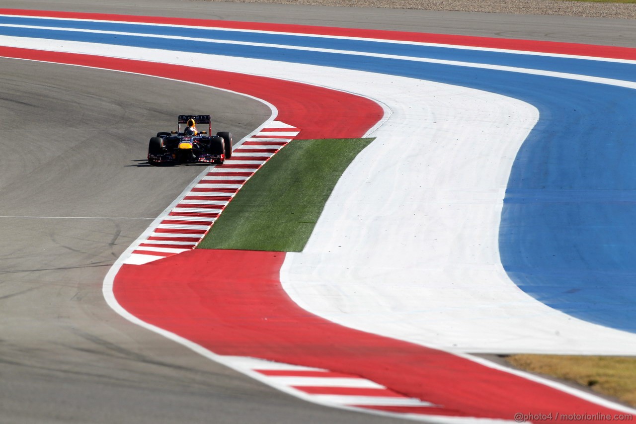 GP USA, 15.11.2013- Prove Libere 2, Sebastian Vettel (GER) Red Bull Racing RB9 
