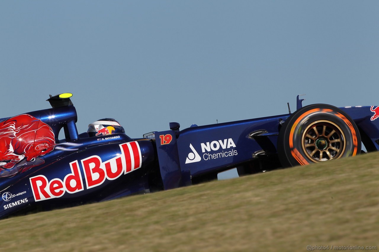 GP USA, 15.11.2013- Prove Libere 2, Daniel Ricciardo (AUS) Scuderia Toro Rosso STR8 