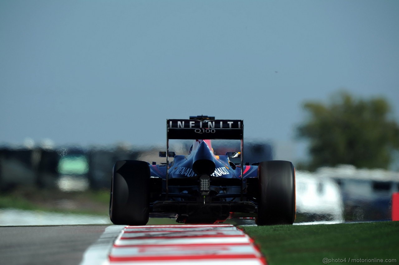 GP USA, 15.11.2013- Prove Libere 2, Sebastian Vettel (GER) Red Bull Racing RB9 