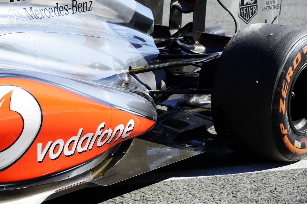JEREZ TEST FEBBRAIO 2013, McLaren MP4-28 exhaust e rear suspension detail.
07.02.2013. Formula One Testing, Day Three, Jerez, Spain.
- www.xpbimages.com, EMail: requests@xpbimages.com - copy of publication required for printed pictures. Every used picture is fee-liable.  Copyright: Leroy / XPB Images