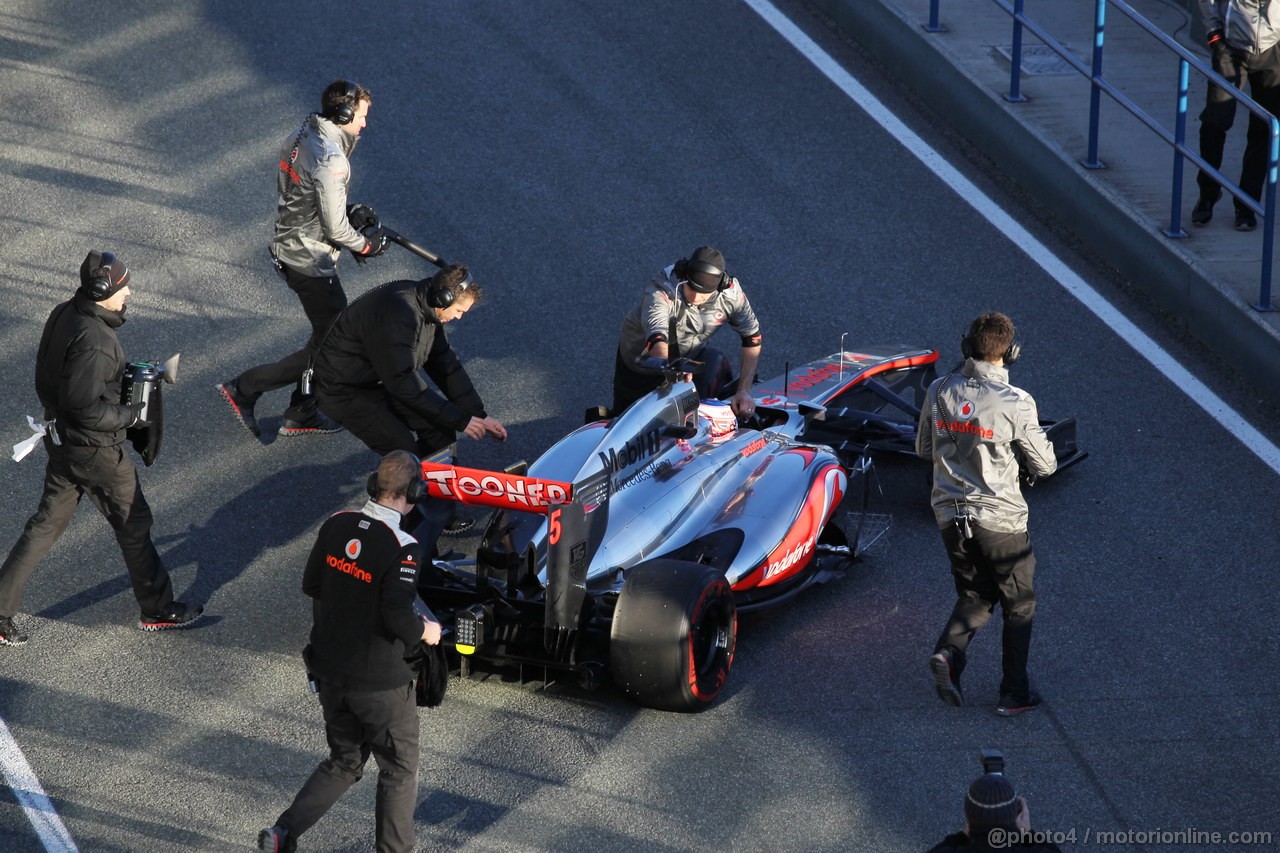 JEREZ TEST FEBBRAIO 2013, Jenson Button (GBR) McLaren MP4-28.
