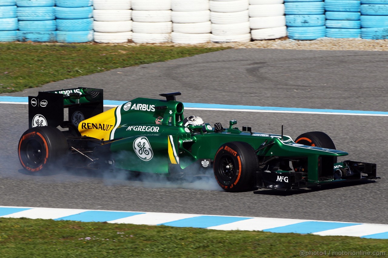 JEREZ TEST FEBBRAIO 2013, Giedo van der Garde (NLD) Caterham CT03 locks up under braking.

