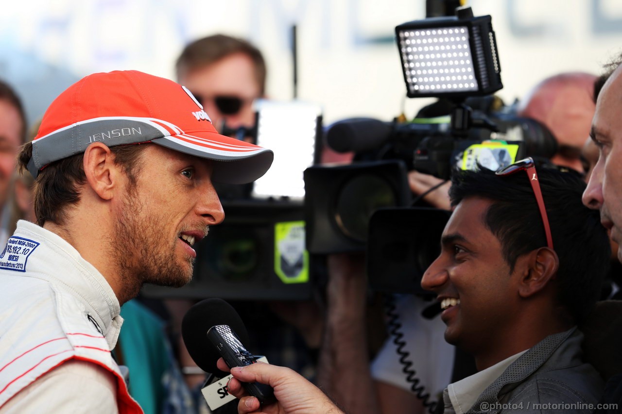 JEREZ TEST FEBBRAIO 2013, Jenson Button (GBR) McLaren with the media.
