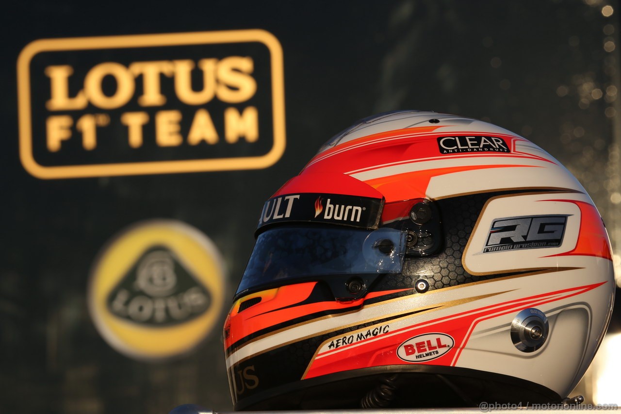 JEREZ TEST FEBBRAIO 2013, The helmet of Romain Grosjean (FRA) Lotus F1 Team.
