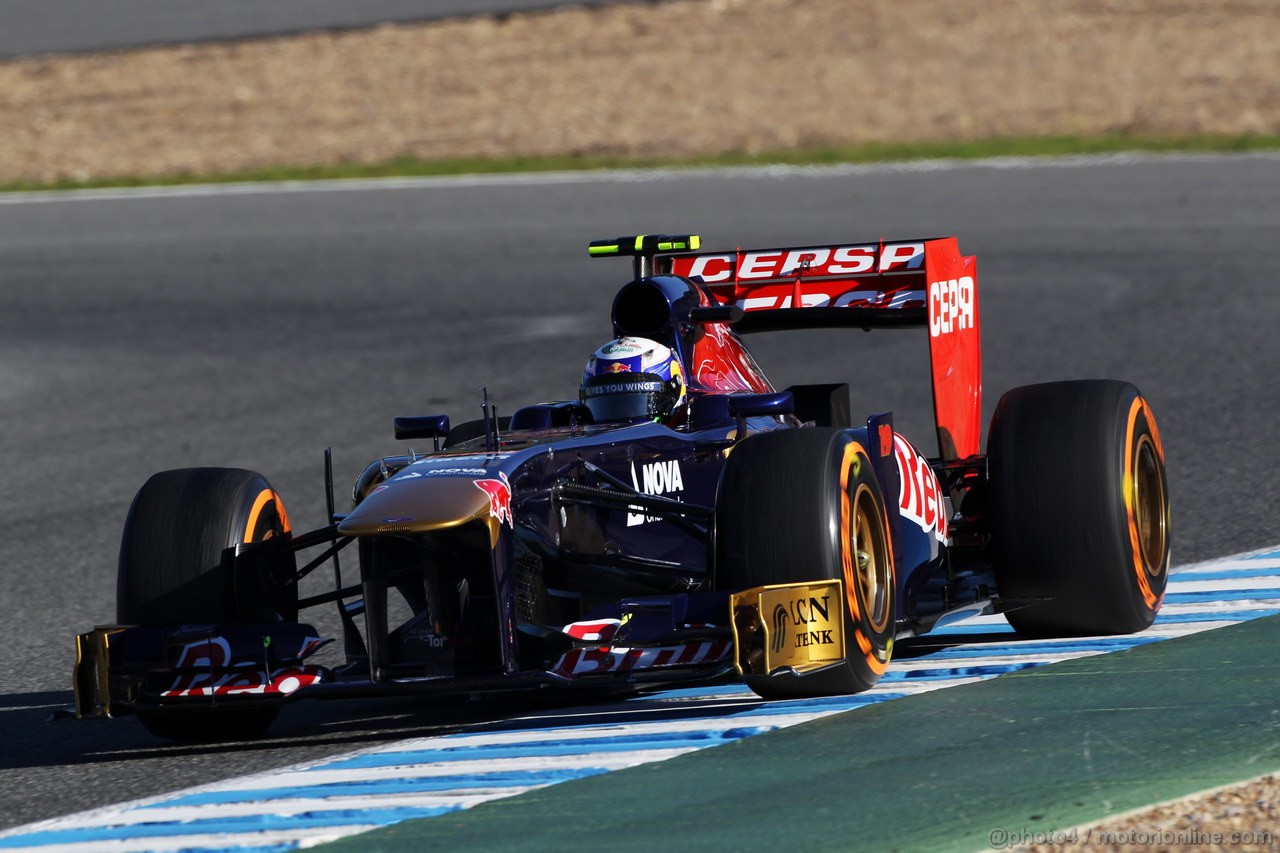 JEREZ TEST FEBBRAIO 2013, Daniel Ricciardo (AUS) Scuderia Toro Rosso STR8.

