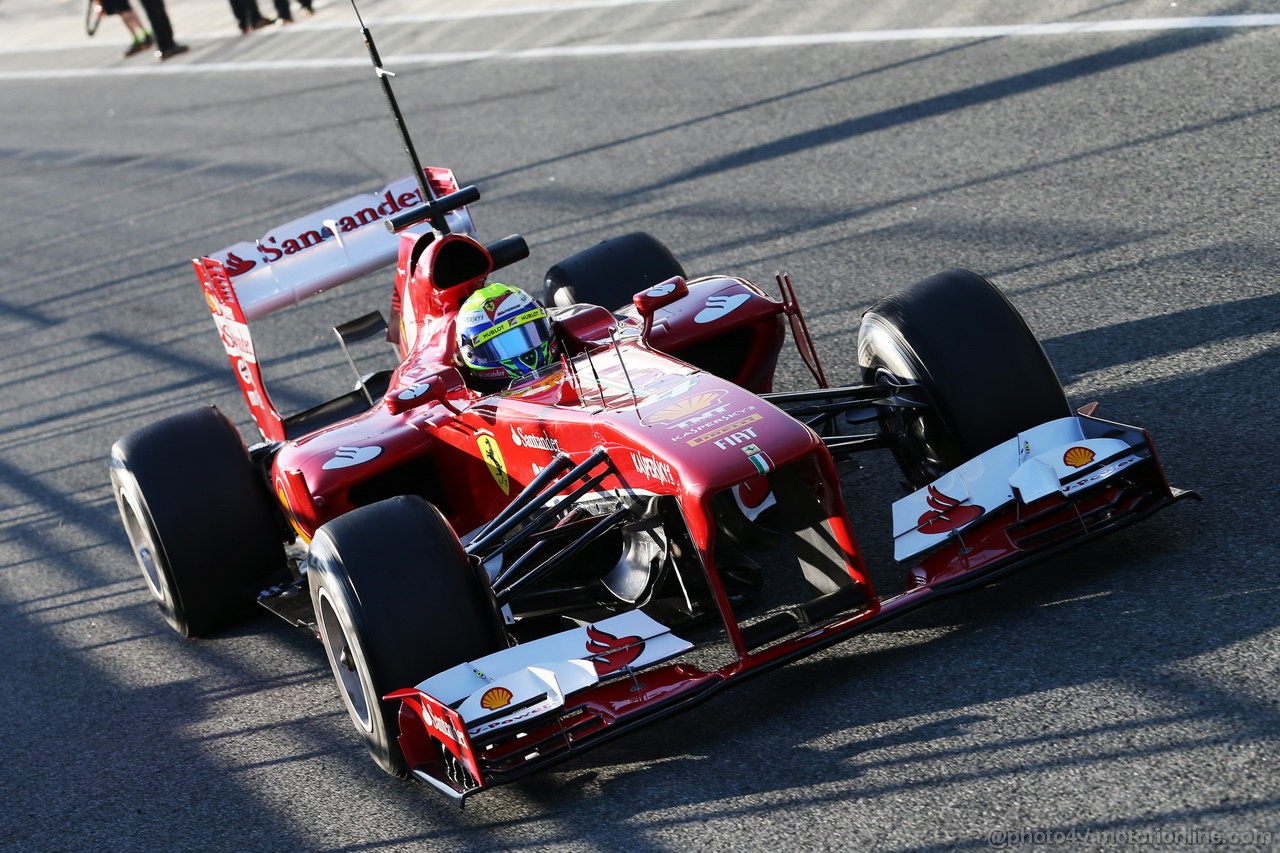 JEREZ TEST FEBBRAIO 2013, Felipe Massa (BRA) Ferrari F138 leaves the pits.
06.02.2013. 