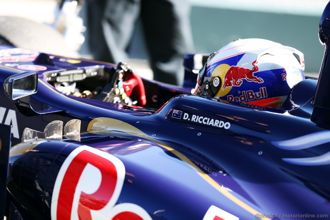 JEREZ TEST FEBBRAIO 2013, Daniel Ricciardo (AUS) Scuderia Toro Rosso STR8.
06.02.2013. 