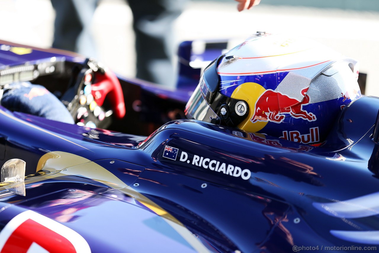 JEREZ TEST FEBBRAIO 2013, Daniel Ricciardo (AUS) Scuderia Toro Rosso STR8.
06.02.2013. 