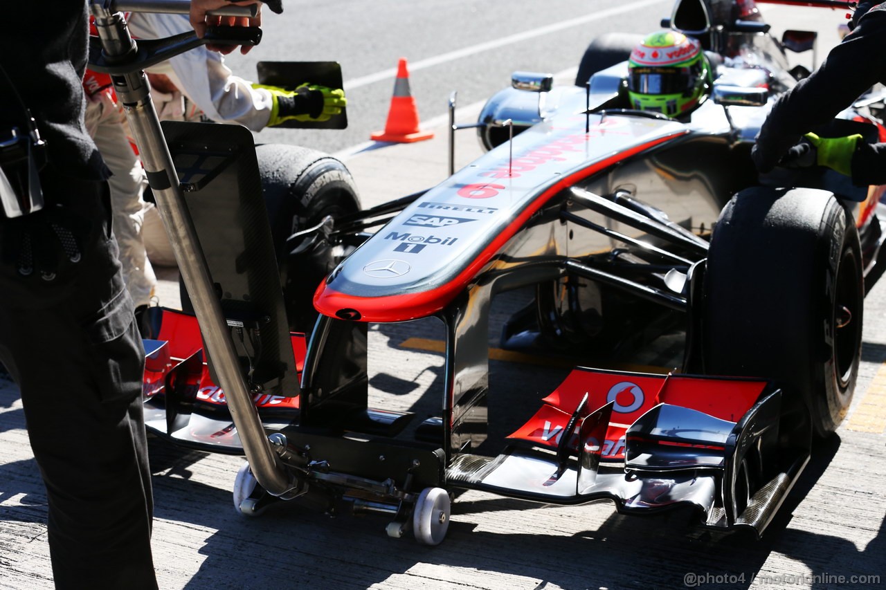 JEREZ TEST FEBBRAIO 2013, Sergio Perez (MEX) McLaren MP4-28 front wing.
06.02.2013. 
