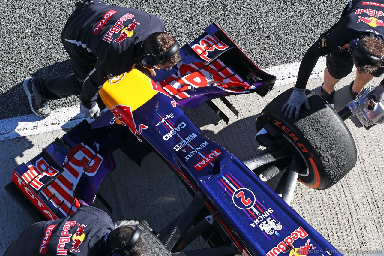 JEREZ TEST FEBBRAIO 2013, Red Bull Racing RB9 front wing.
06.02.2013. 