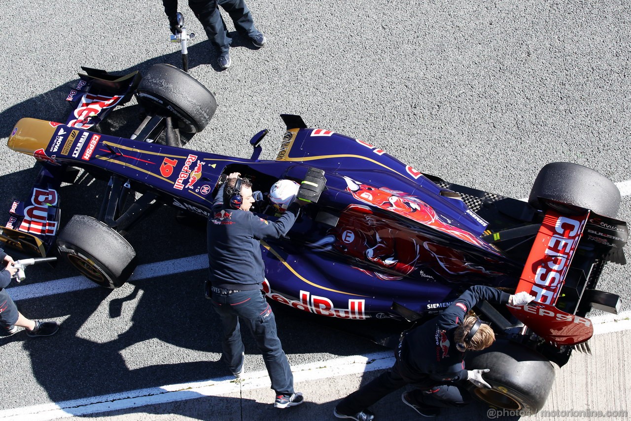 JEREZ TEST FEBBRAIO 2013, Daniel Ricciardo (AUS) Scuderia Toro Rosso STR8.
06.02.2013. 