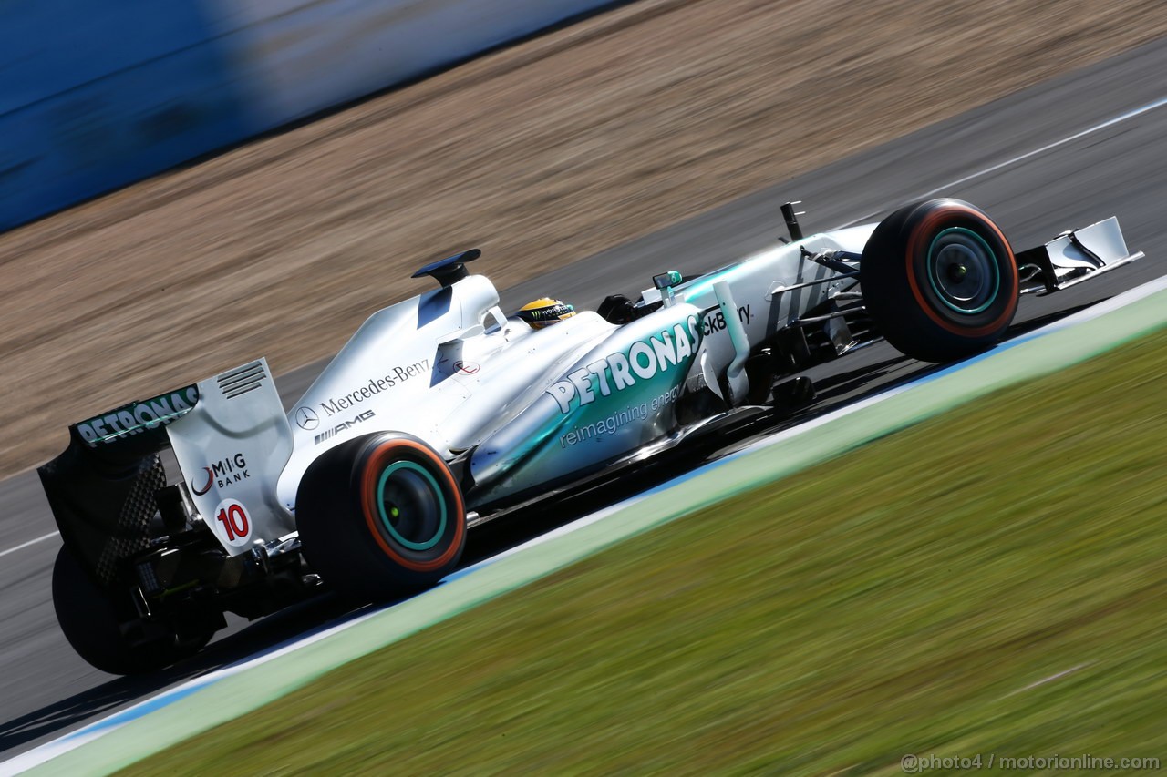 JEREZ TEST FEBBRAIO 2013, Lewis Hamilton (GBR) Mercedes AMG F1 W04.
08.02.2013. 