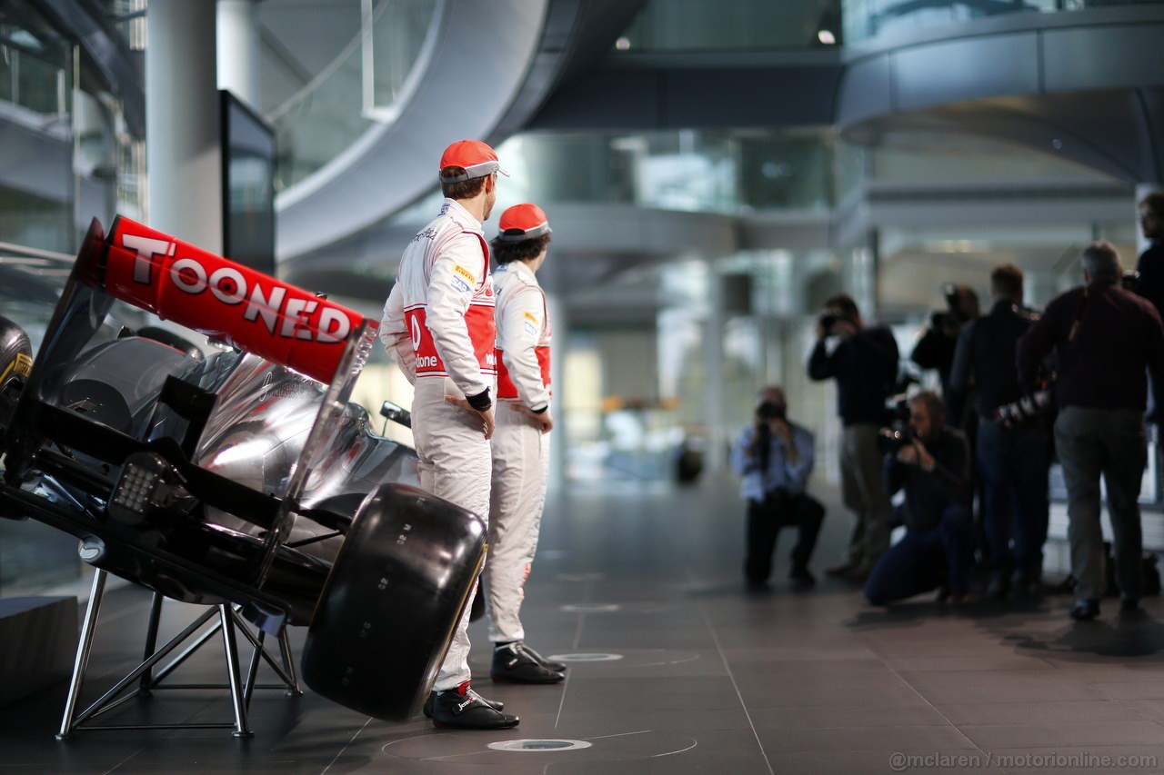 MCLAREN MP4-28, McLaren Technology Centre, Surrey, UK
31st January 2013 
Jenson Button, McLaren e Sergio Perez, McLaren. 
Photo: Vodafone McLaren Mercedes (Copyright Free FOR EDITORIAL USE ONLY) 
ref: Digital Image _00P5456