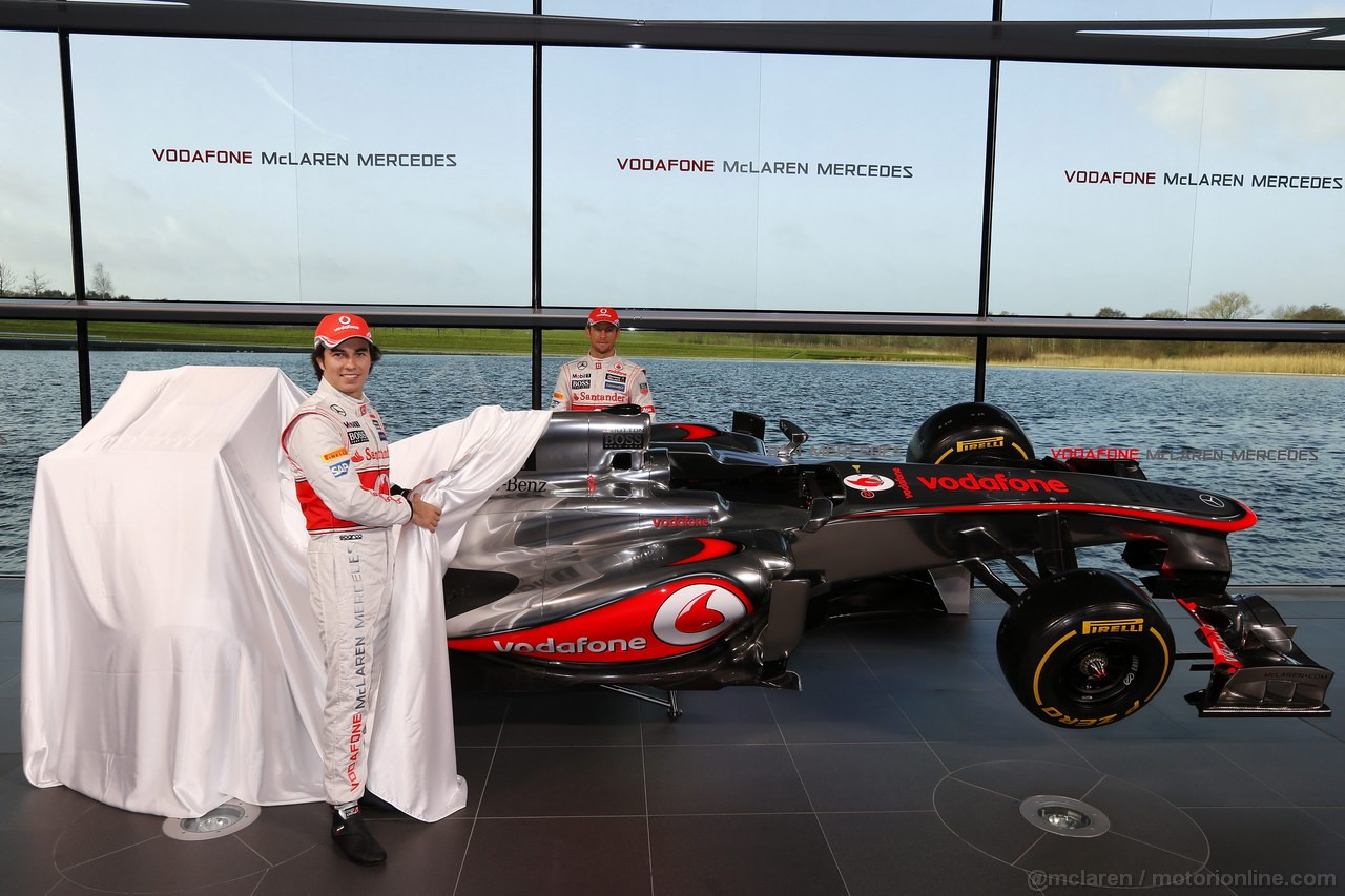 MCLAREN MP4-28, McLaren Technology Centre, Surrey, UK
31st January 2013 
Sergio Perez, McLaren e Jenson Button, McLaren.
Photo: Vodafone McLaren Mercedes (Copyright Free FOR EDITORIAL USE ONLY) 
ref: Digital Image _N7T0096