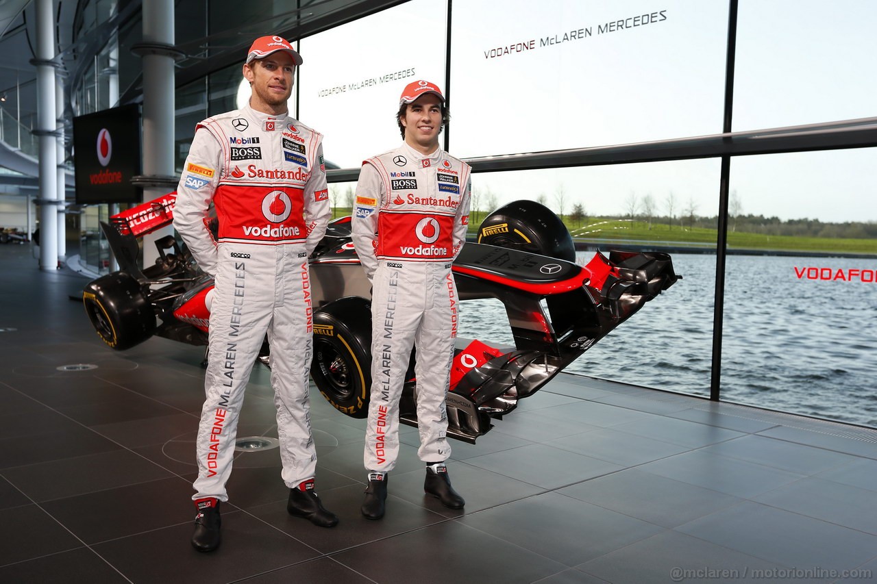 MCLAREN MP4-28, McLaren Technology Centre, Surrey, UK
31st January 2013 
Jenson Button, McLaren e Sergio Perez, McLaren.
Photo: Vodafone McLaren Mercedes (Copyright Free FOR EDITORIAL USE ONLY) 
ref: Digital Image _N7T0184