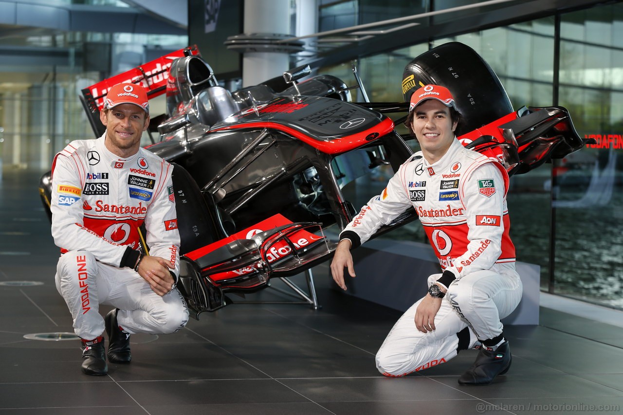 MCLAREN MP4-28, McLaren Technology Centre, Surrey, UK
31st January 2013 
Jenson Button, McLaren e Sergio Perez, McLaren.
Photo: Vodafone McLaren Mercedes (Copyright Free FOR EDITORIAL USE ONLY) 
ref: Digital Image _N7T0194