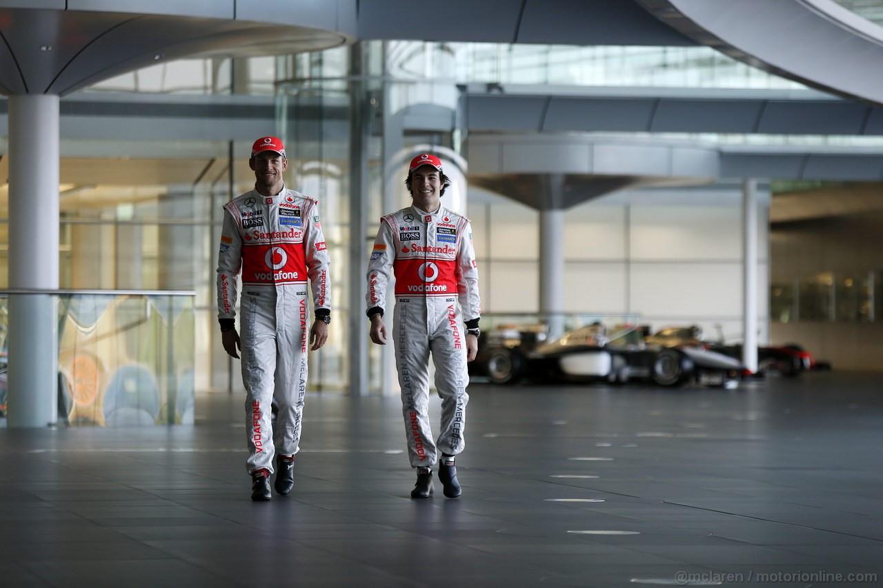 MCLAREN MP4-28, McLaren Technology Centre, Surrey, UK
31st January 2013 
Jenson Button, McLaren e Sergio Perez, McLaren.
Photo: Vodafone McLaren Mercedes (Copyright Free FOR EDITORIAL USE ONLY) 
ref: Digital Image _N7T0216