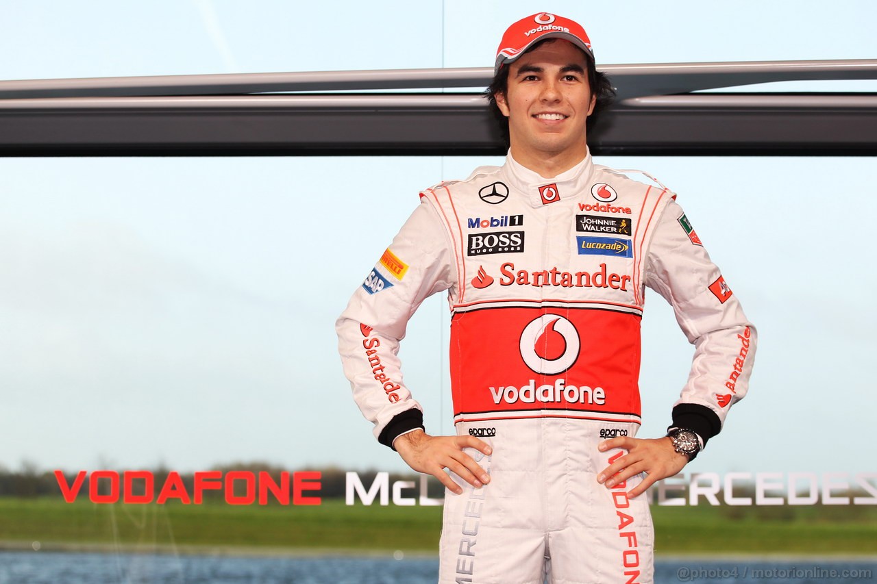 MCLAREN MP4-28, Sergio Perez (MEX) McLaren.
31.01.2013. McLaren MP4-28 Launch, McLaren Technology Centre, Woking, England.

