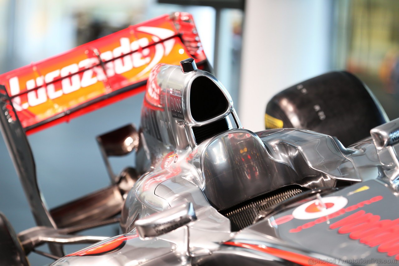 MCLAREN MP4-28, McLaren MP4-28 cockpit detail.
31.01.2013. McLaren MP4-28 Launch, McLaren Technology Centre, Woking, England.

