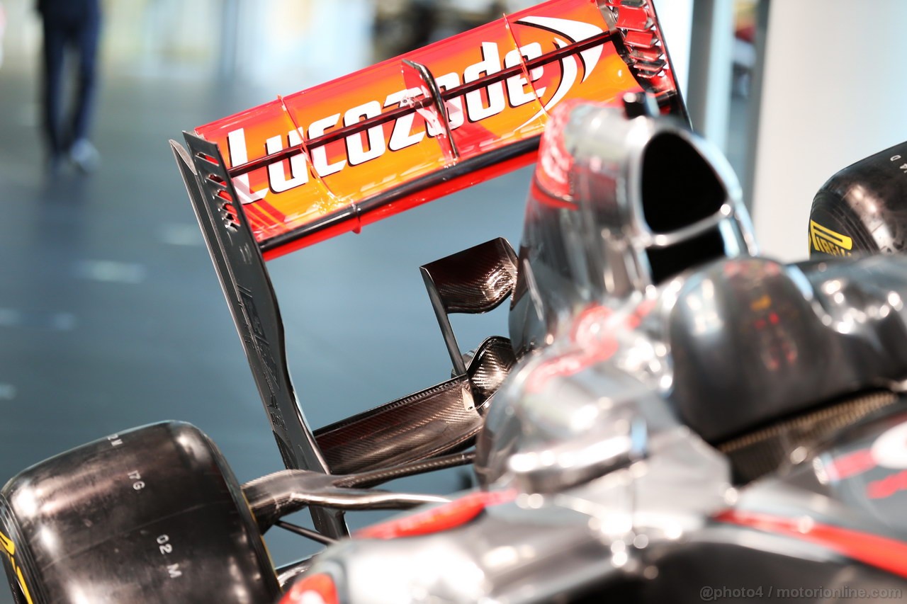 MCLAREN MP4-28