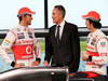 MCLAREN MP4-28, (L to R): Jenson Button (GBR) McLaren with Martin Whitmarsh (GBR) McLaren Chief Executive Officer e Sergio Perez (MEX) McLaren.
31.01.2013. McLaren MP4-28 Launch, McLaren Technology Centre, Woking, England.
