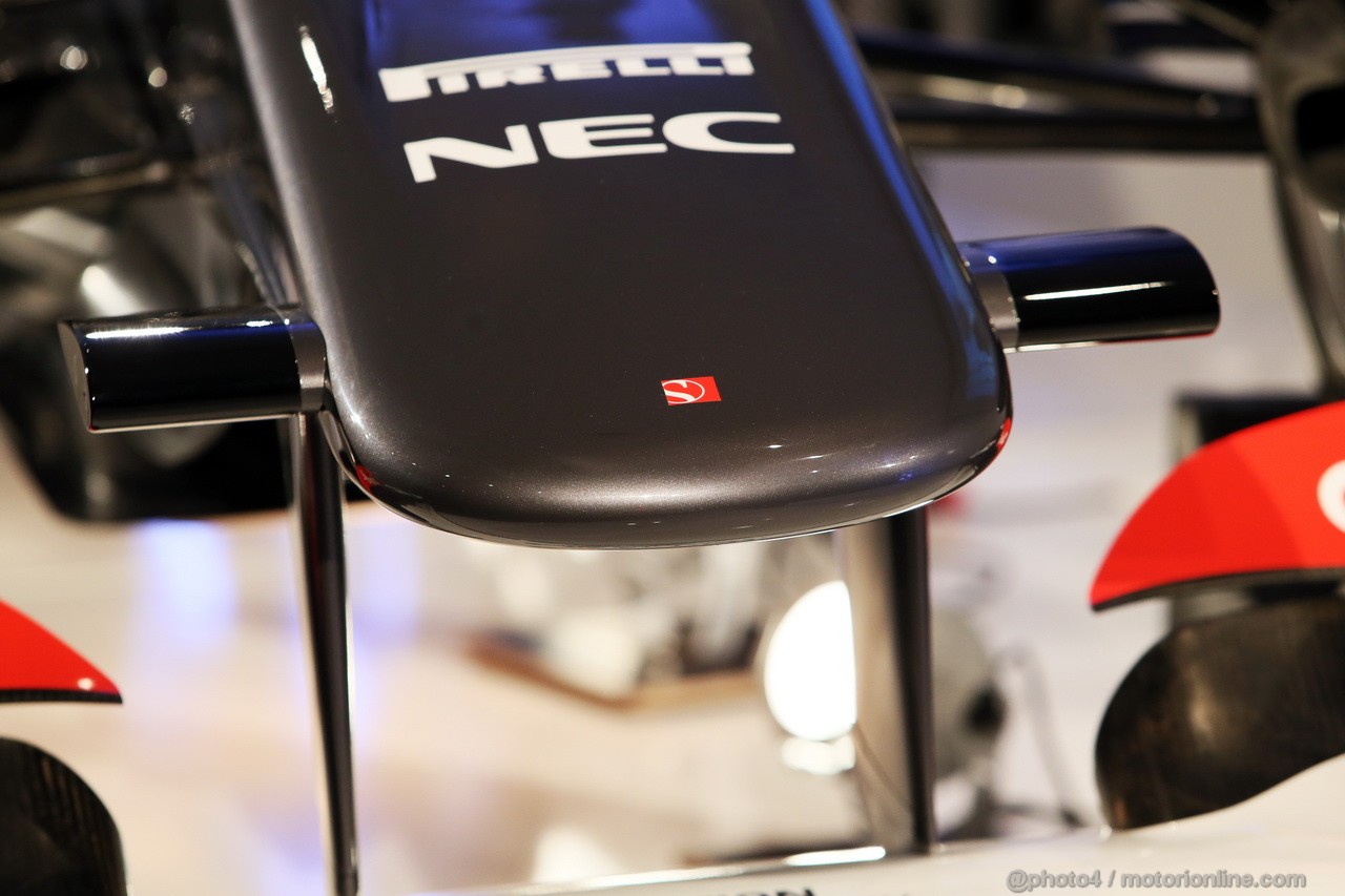 SAUBER C32, Sauber C32 nosecone.
