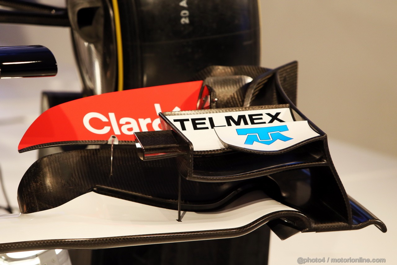 SAUBER C32, Sauber C32 front wing.
