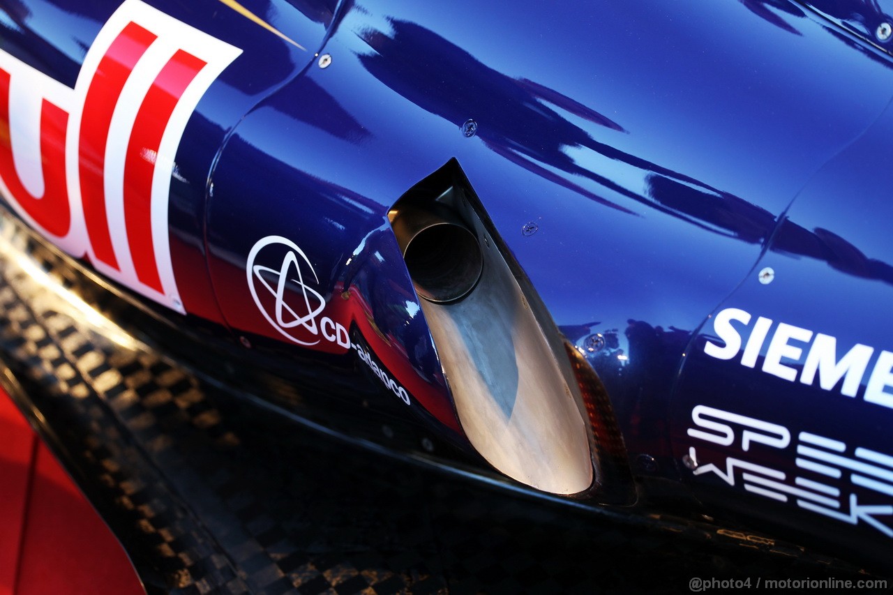 TORO ROSSO STR8