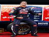 TORO ROSSO STR8, Daniel Ricciardo (AUS) Scuderia Toro Rosso.

