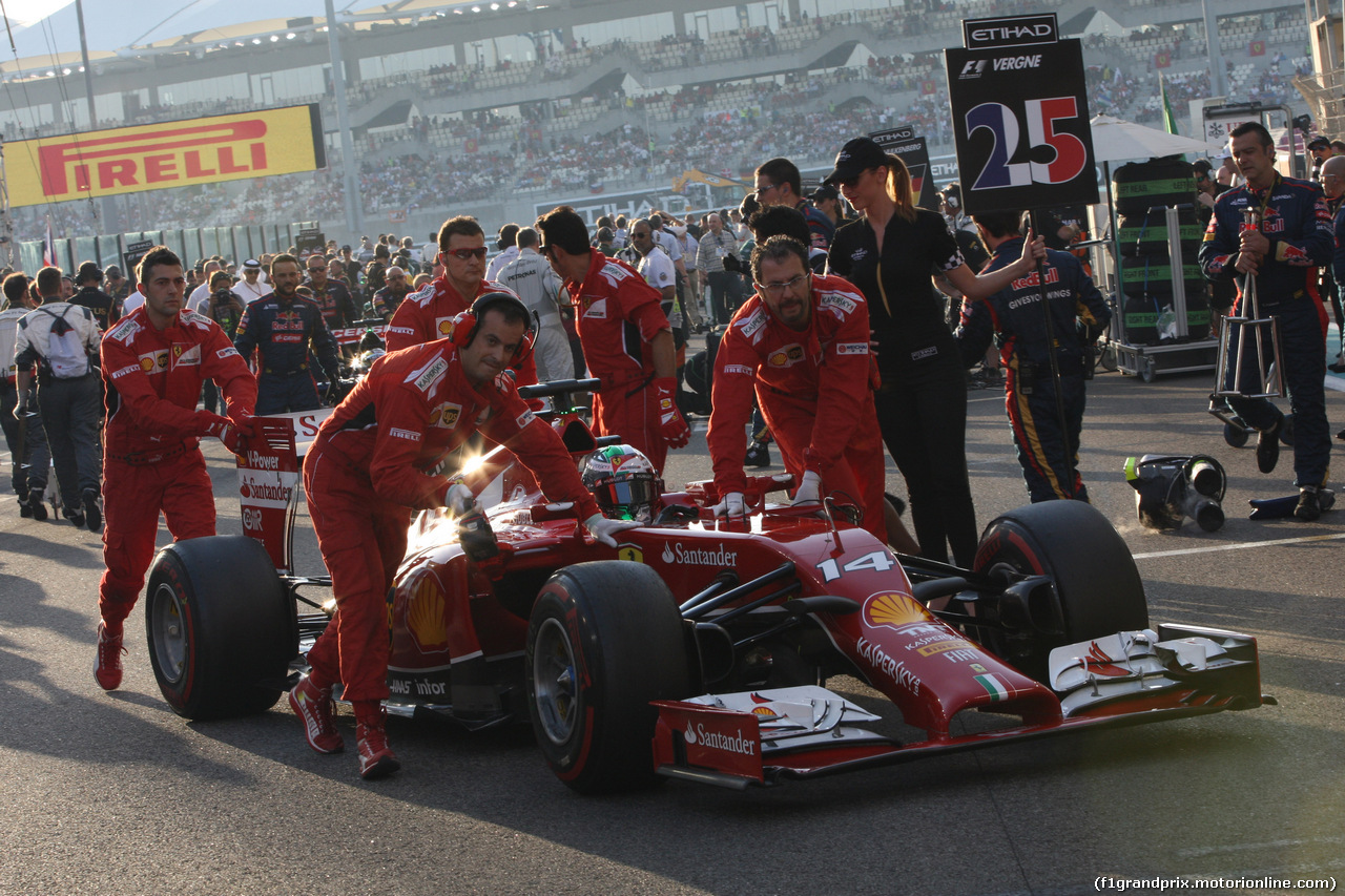 GP ABU DHABI, 23.11.2014- Gara, Fernando Alonso (ESP) Ferrari F14-T