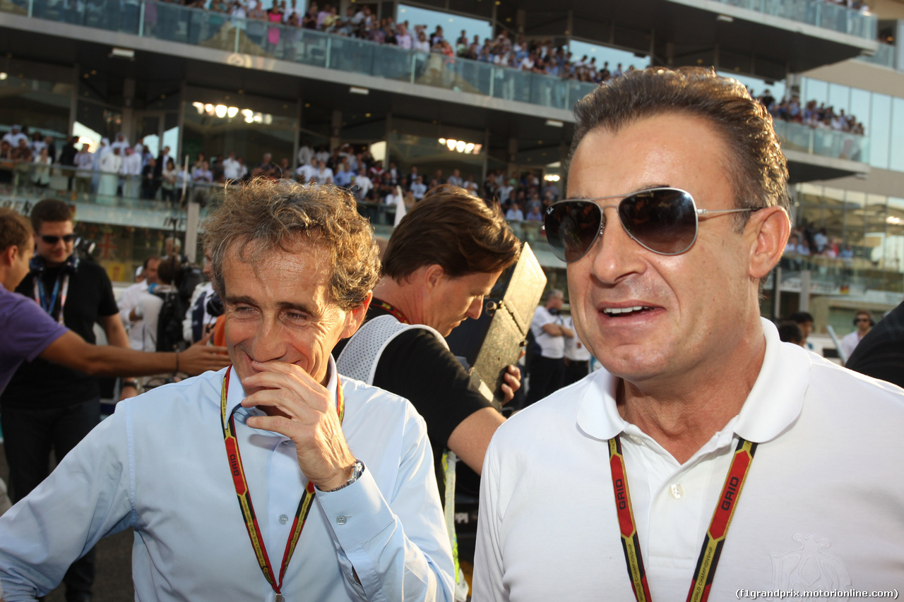 GP ABU DHABI, 23.11.2014- Gara, Alain Prost (FRA) e Jean Alesi (FRA)