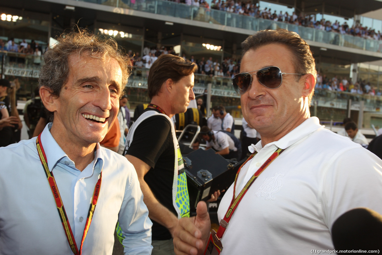 GP ABU DHABI, 23.11.2014- Gara, Alain Prost (FRA) e Jean Alesi (FRA)