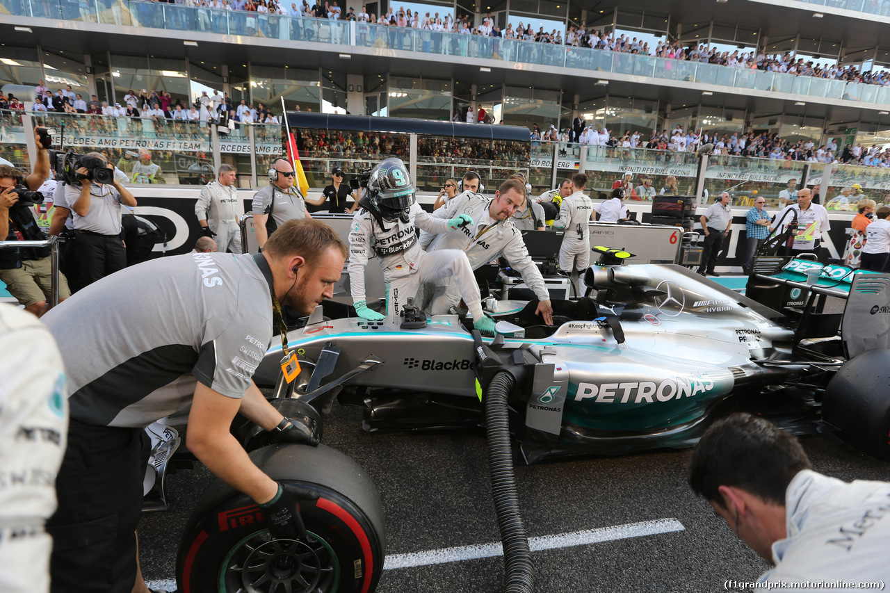 GP ABU DHABI, 23.11.2014- Gara, Nico Rosberg (GER) Mercedes AMG F1 W05