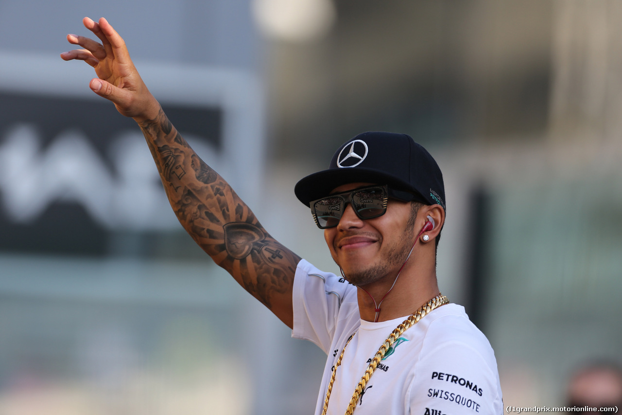 GP ABU DHABI, 23.11.2014- Lewis Hamilton (GBR) Mercedes AMG F1 W05