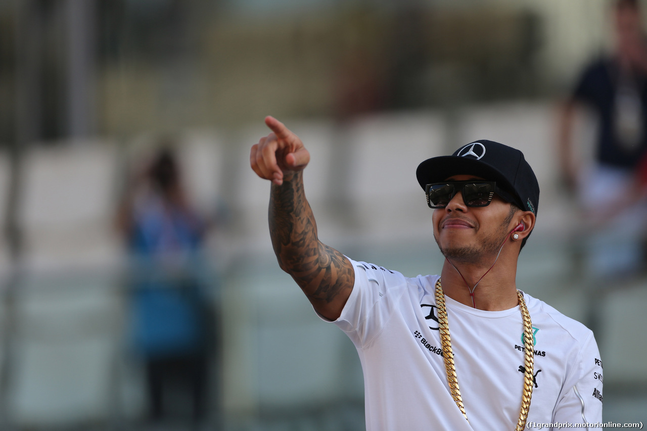 GP ABU DHABI, 23.11.2014- Lewis Hamilton (GBR) Mercedes AMG F1 W05