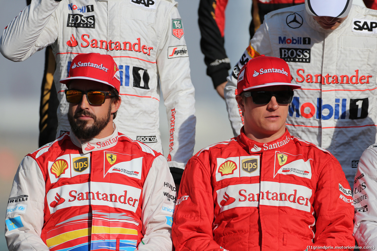 GP ABU DHABI, 23.11.2014- Fernando Alonso (ESP) Ferrari F14-T e Kimi Raikkonen (FIN) Ferrari F14-T