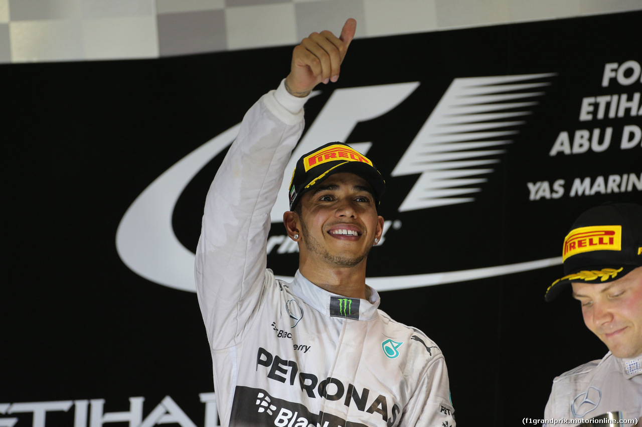 GP ABU DHABI, 23.11.2014- Gara, Lewis Hamilton (GBR) Mercedes AMG F1 W05 vincitore e Champion F1 2014