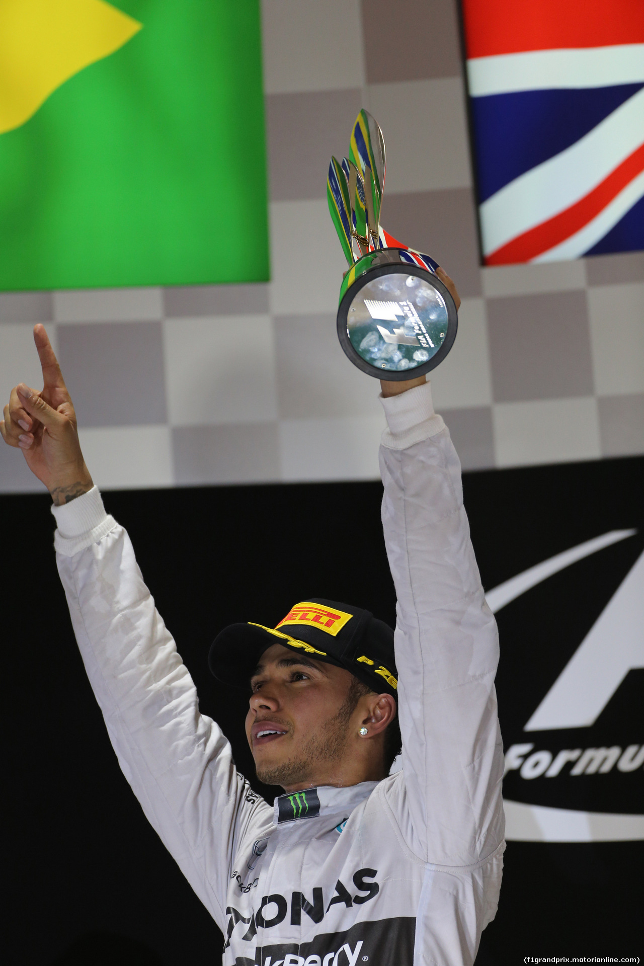 GP ABU DHABI, 23.11.2014- Gara, Lewis Hamilton (GBR) Mercedes AMG F1 W05 vincitore e Champion F1 2014