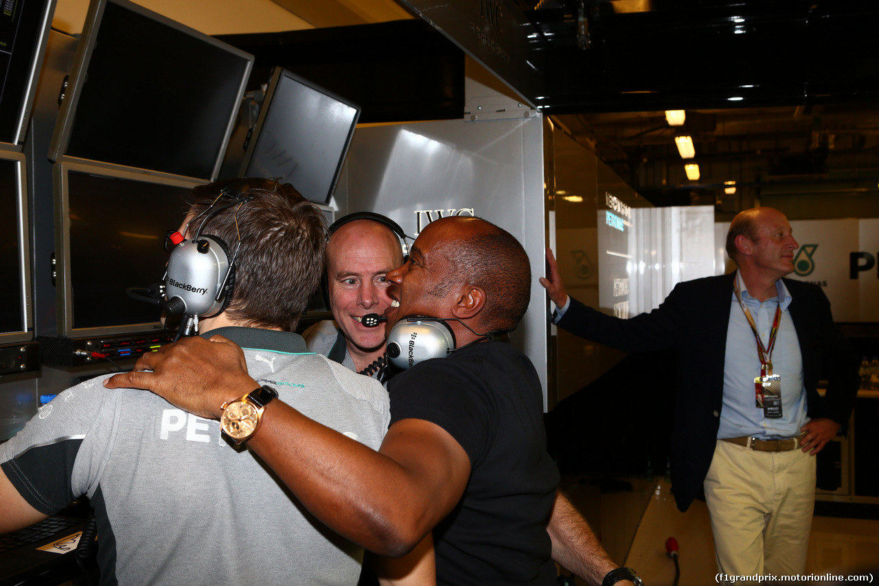 GP ABU DHABI, 23.11.2014- Gara, Anthony Hamilton (GBR), father of Lewis Hamilton(GBR)