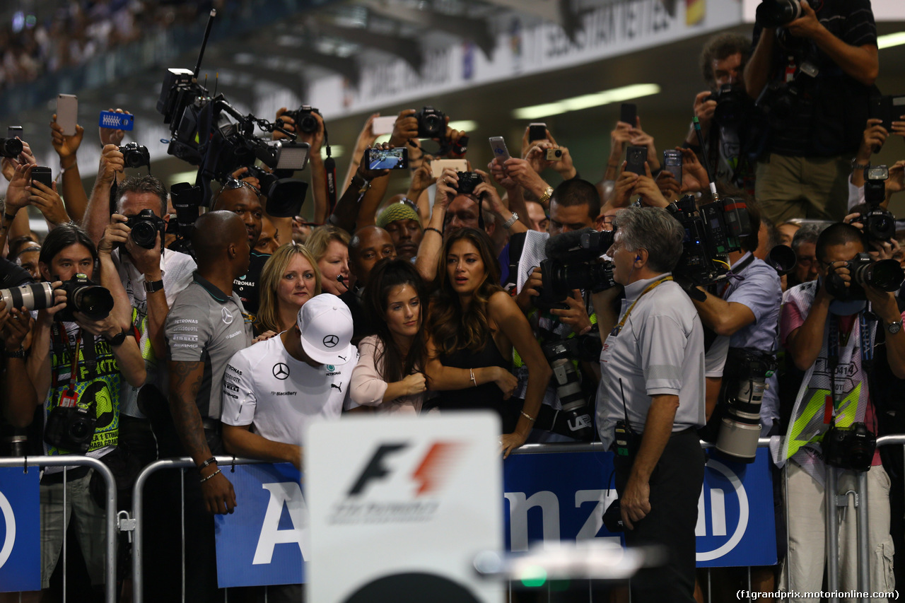 GP ABU DHABI, 23.11.2014- Gara, Nicole Scherzinger (USA), girlfriend of Lewis Hamilton (GBR)