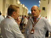 GP ABU DHABI, 23.11.2014- Gara, Mika Hakkinen e Ron Dennis (GBR) McLaren Executive Chairman