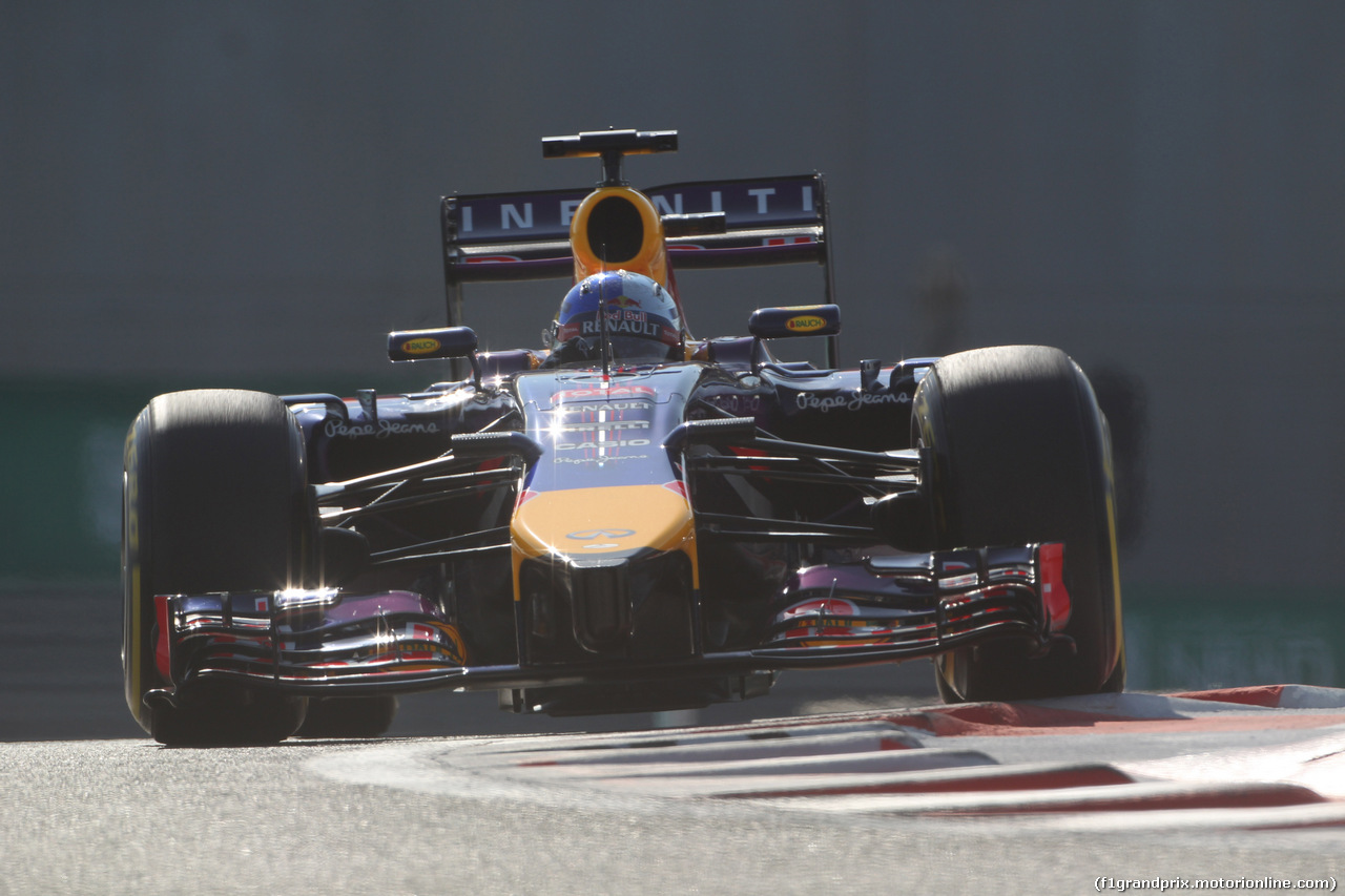GP ABU DHABI, 22.11.2014 - Prove Libere 3, Sebastian Vettel (GER), Red Bull Racing, RB10