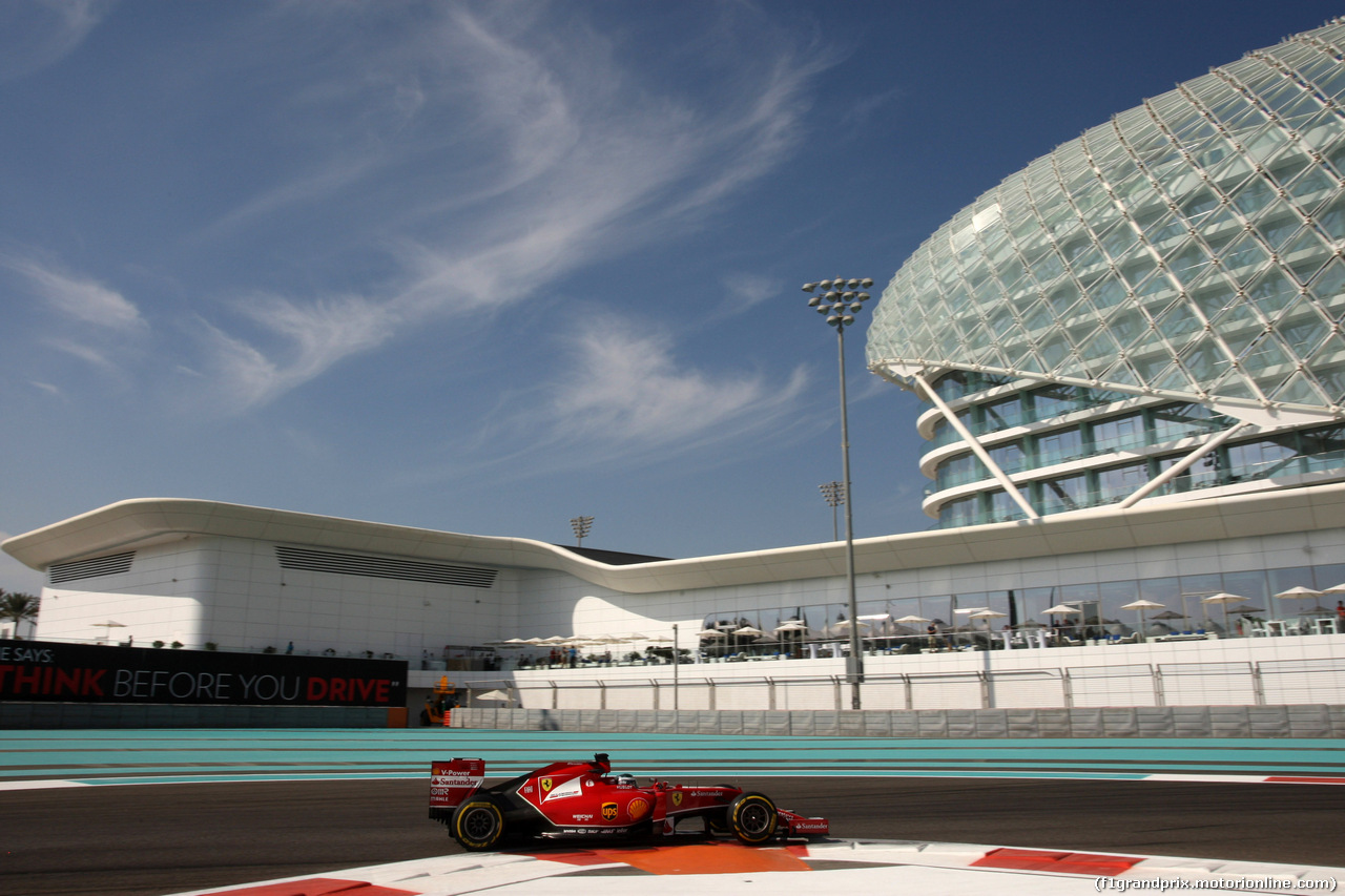 GP ABU DHABI, 21.11.2014 - Prove Libere 1, Fernando Alonso (ESP) Ferrari F14-T