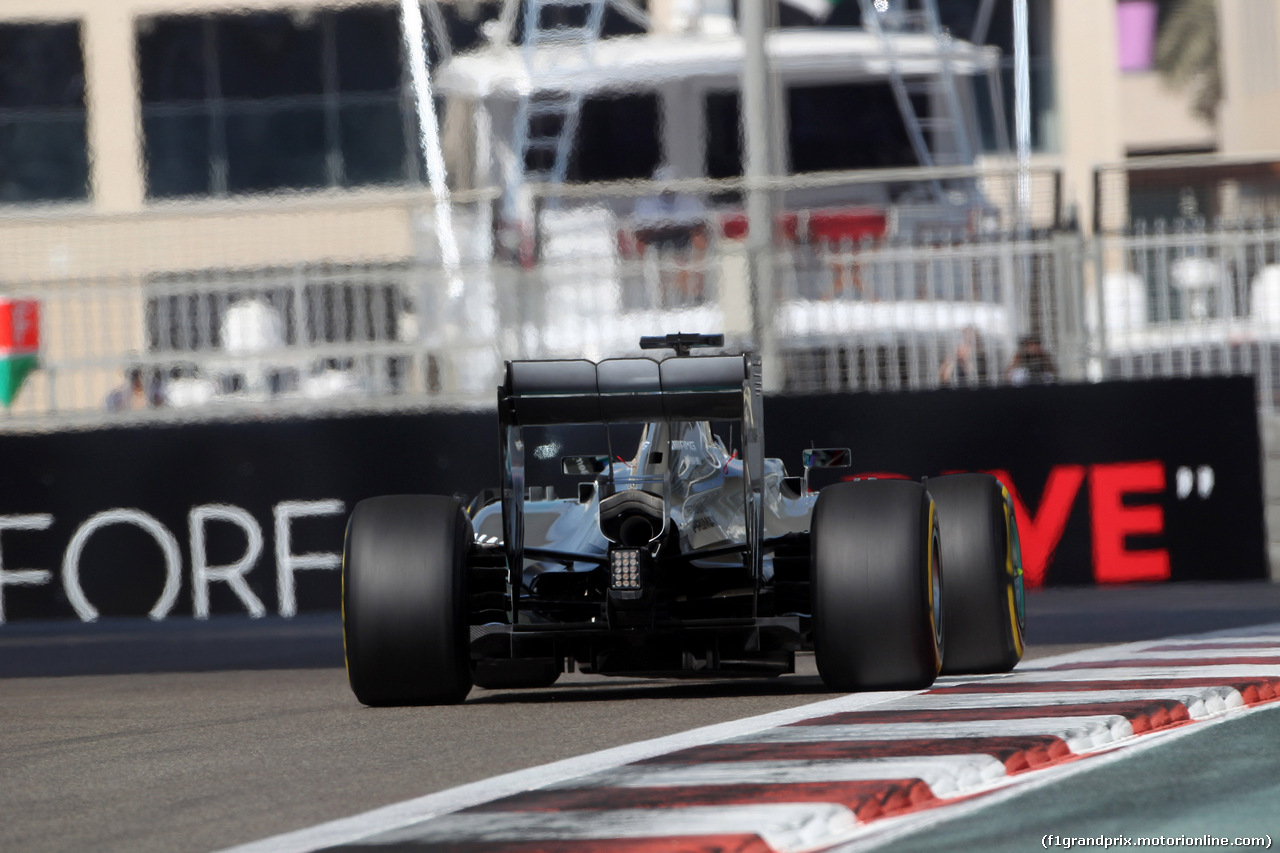 GP ABU DHABI, 21.11.2014 - Prove Libere 1, Lewis Hamilton (GBR) Mercedes AMG F1 W05