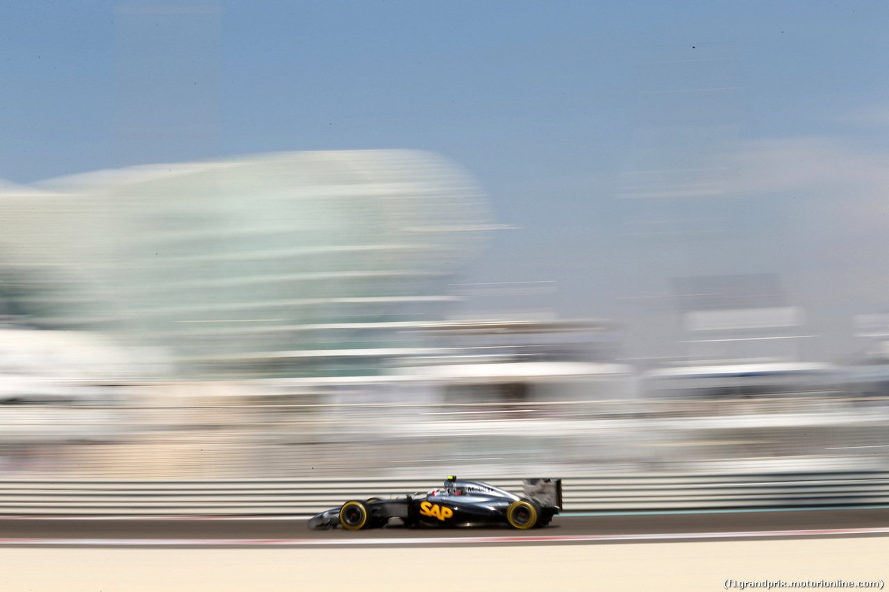 GP ABU DHABI, 21.11.2014 - Prove Libere 1, Kevin Magnussen (DEN) McLaren Mercedes MP4-29